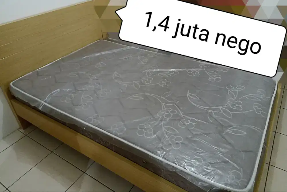 Jual 1 set ranjang (dipan+kasur) (120x200)