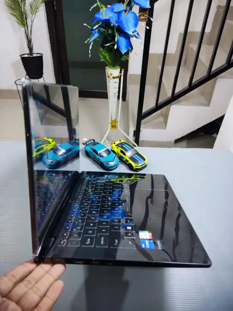 Laptop MSI modern i5 gen 11