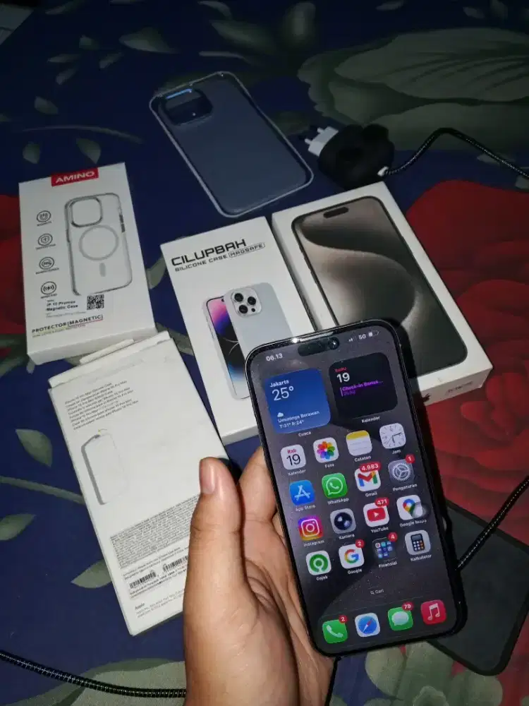 iPhone 15 pro max ibox