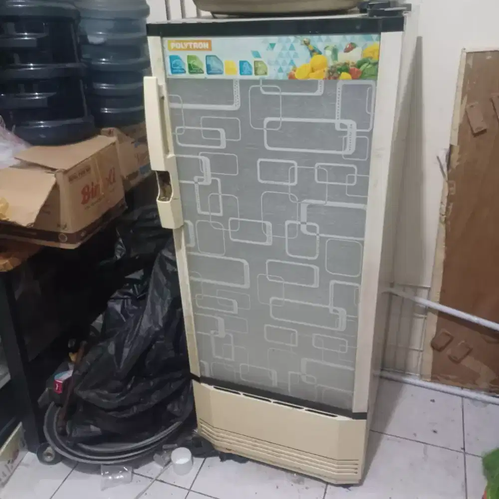 Showcase polytron 150L