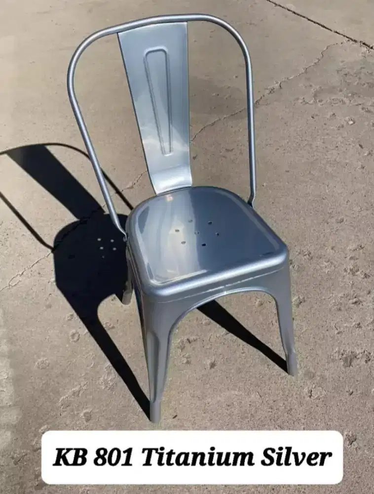 Kursi Tolix-Kursi Susun-Kursi Cafe Besi Bufallo KB 801 Titanium Silver