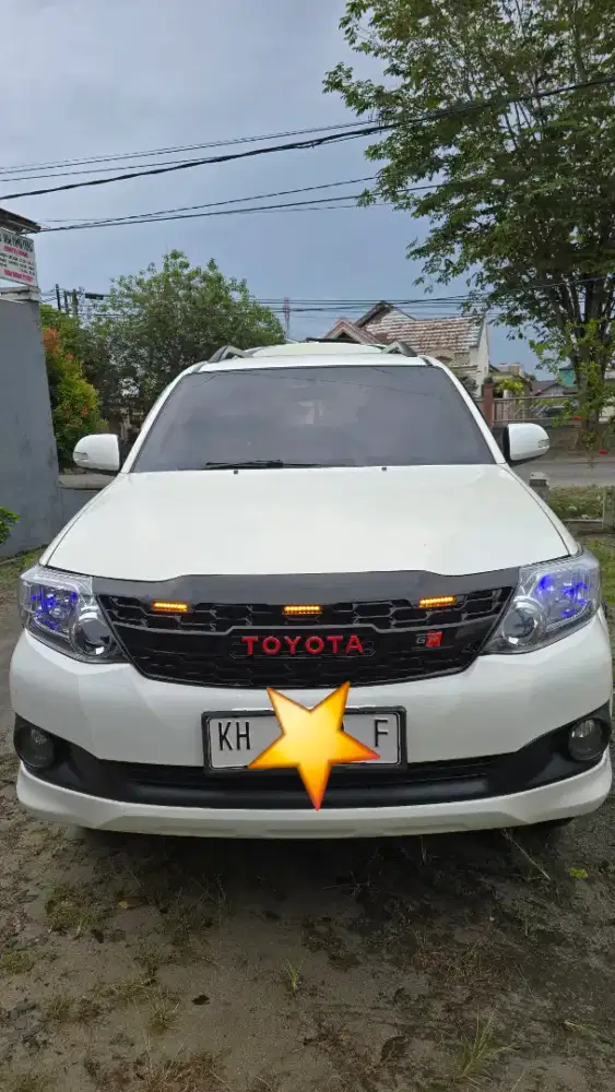 TOYOTA FORTUNER BENSIN TH. 2012 AKHIR MATIC