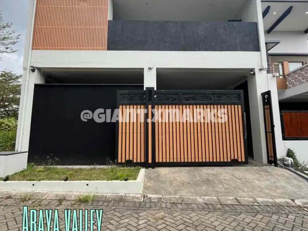 Rumah Terawat full furnished di PBI Araya Malang