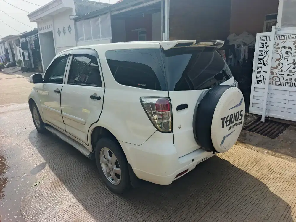 Daihatsu Terios 2012 Bensin