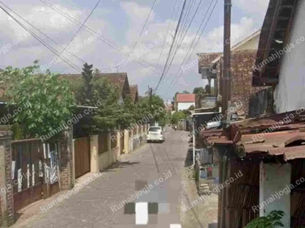 tanah dan bangunan Banyuraden gamping dekat kampus STPN