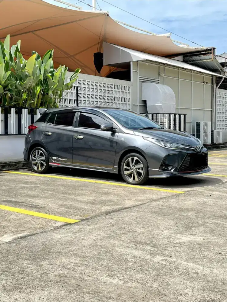 [ Km 16 ribu ] Yaris 1.5 TRD Sportivo Bensin CVT 2020