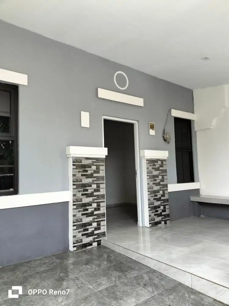 Dijual rumah di Taman Cibodas