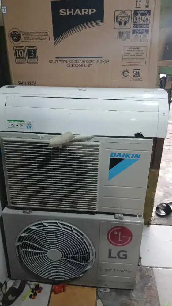 MENERIMA JUAL BELI AC BEKAS SATUAN/BORONGAN