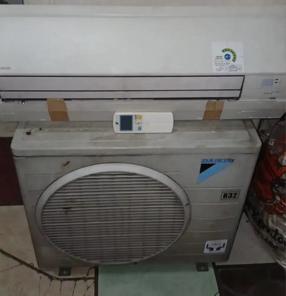 MENERIMA JUAL BELI AC BEKAS SATUAN/BORONGAN