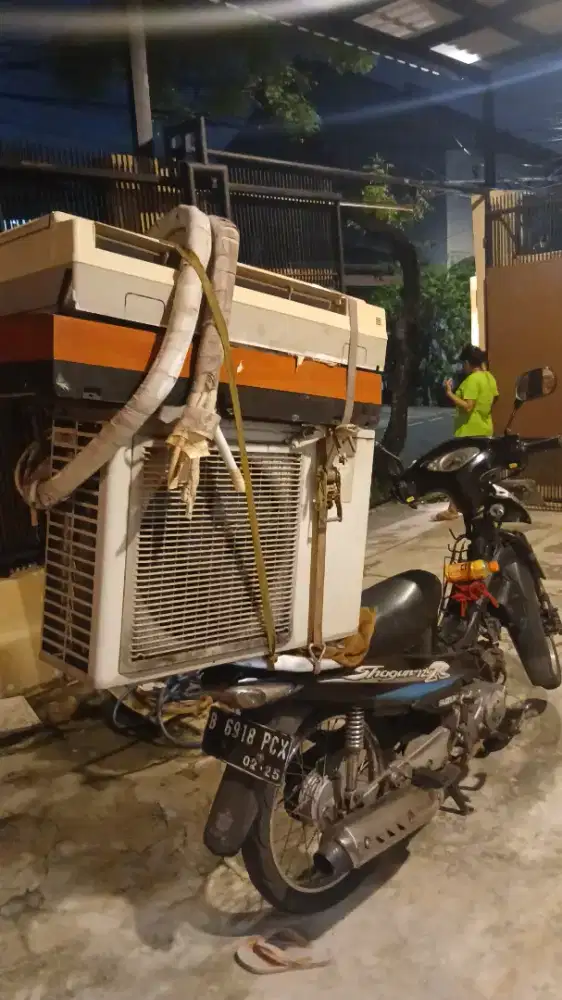 MENERIMA JUAL BELI AC BEKAS SATUAN/BORONGAN