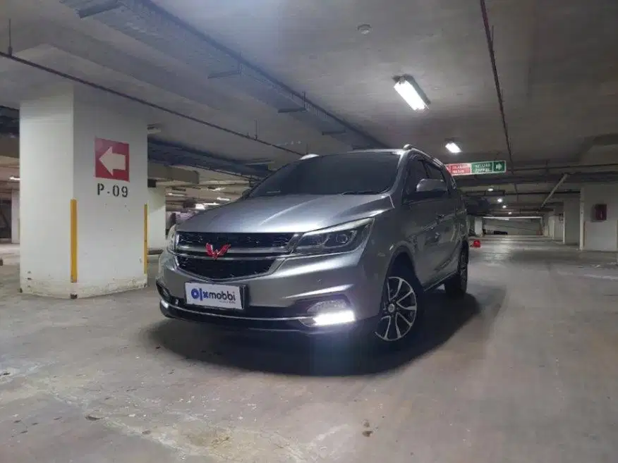 LOW DP Wuling Cortez 1.5 LT Lux Plus Bensin-AT 2021 SRT