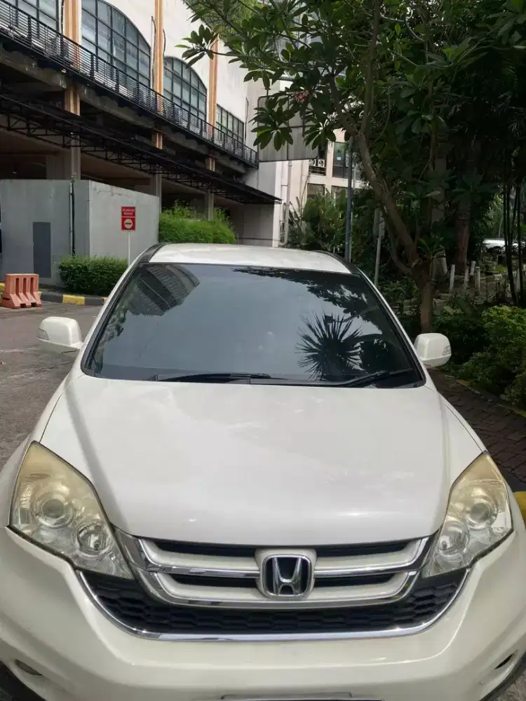 Mobi bekas Crv 2011
