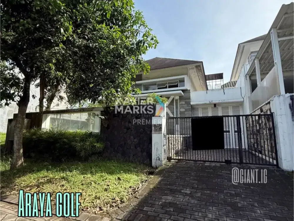 Rumah Minimalis plus kolam renang di cluster Golf Araya Malang