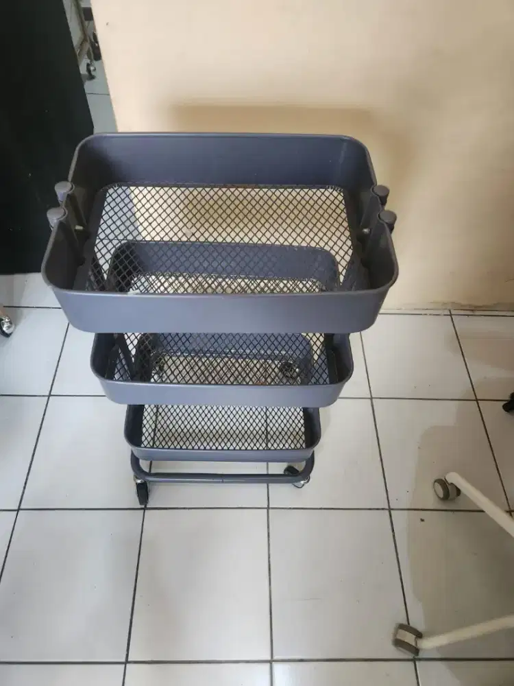 IKEA Raskog Trolley warna abu, untuk usaha klinik, salon, kantor, rmh