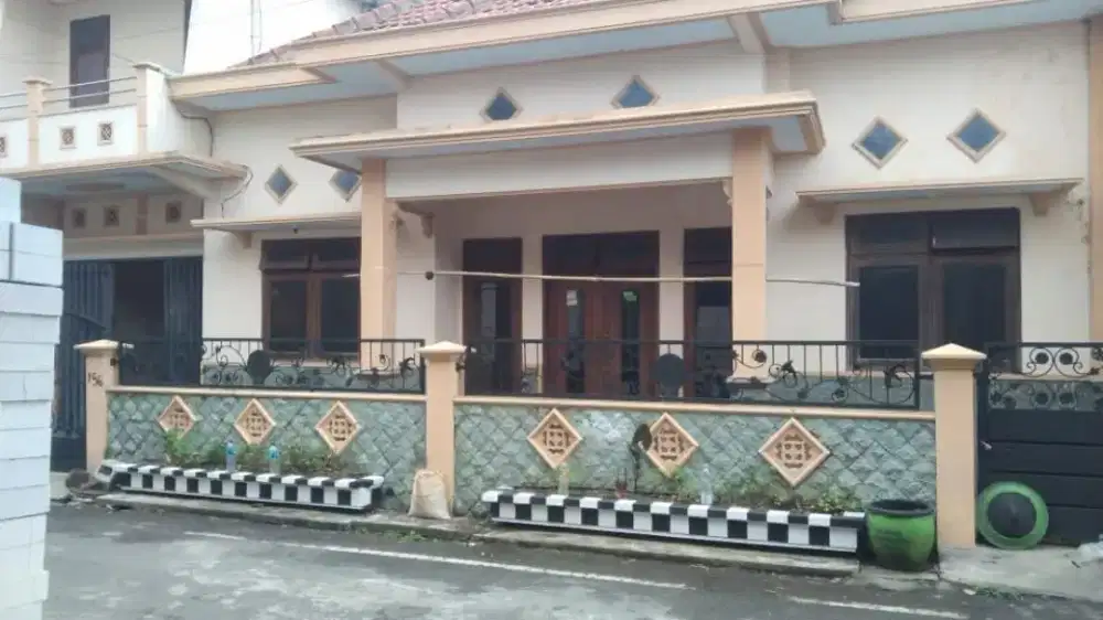 DI KONTRAKAN RUMAH DAERAH LOWOKWARU (TANPA PERANTARA / MAKELAR)