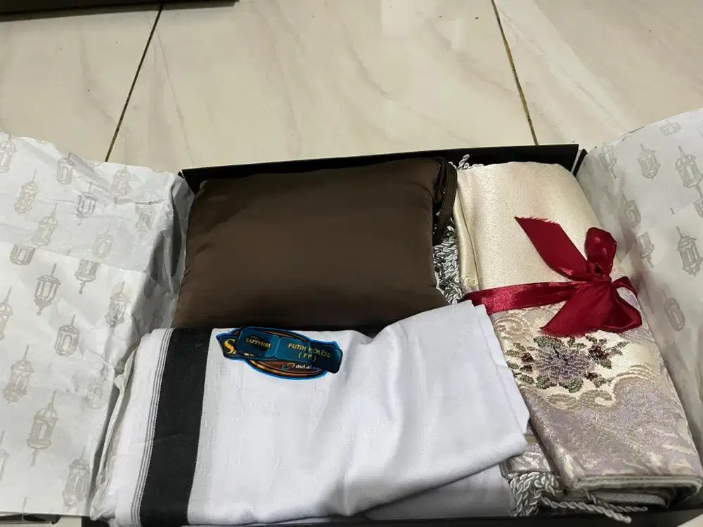 MUKENA SET SAJADAH DAN SARUNG