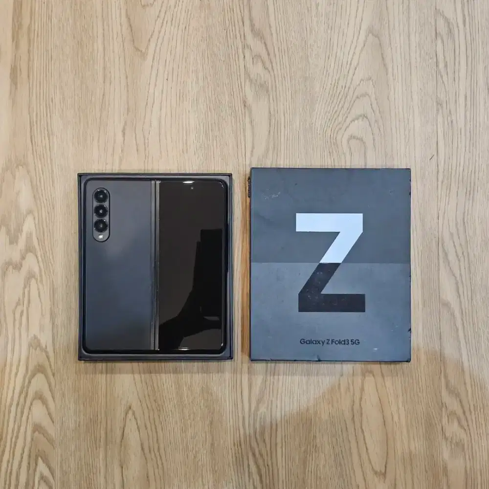 Samsung Z Fold 3 – 12/512GB Fullset