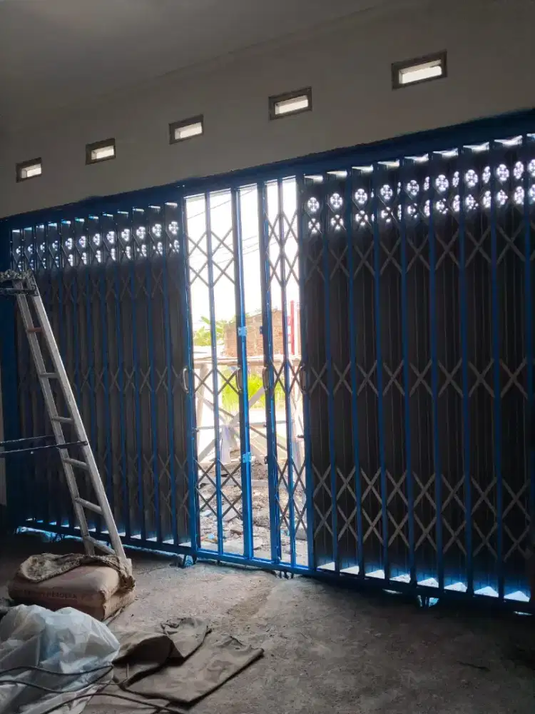 Produsen pintu harmonika Surabaya