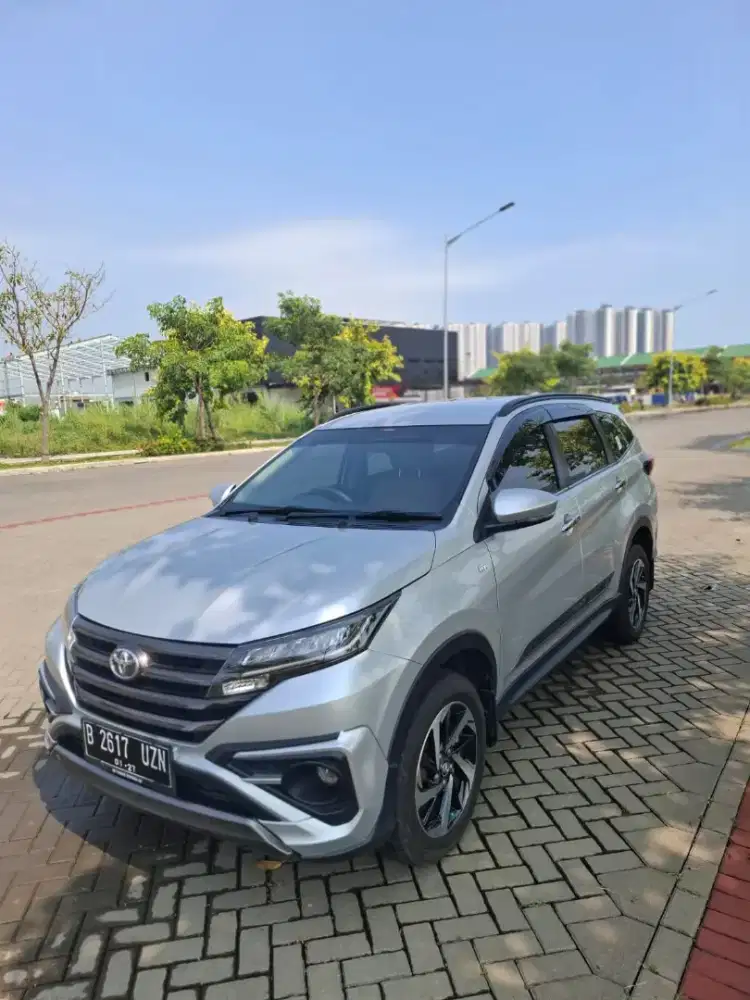 Toyota Rush GR Sport AT 2021