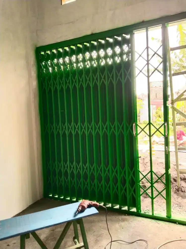 Produsen Pintu harmonika