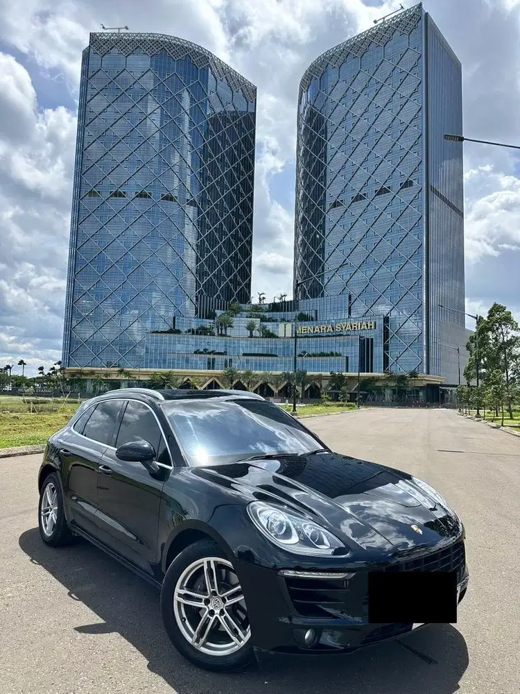 Porsche macan atpm, tahun 2015 nik 14 full option, black - brown