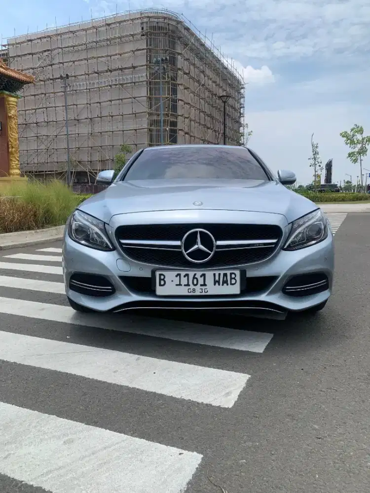 Mercedes Benz  C 200 AT 2015