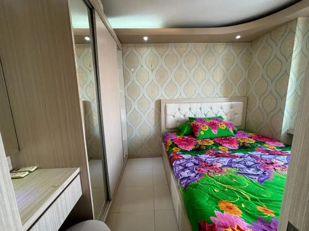 SEWA UNIT 3 BR PERBULAN APARTEMEN BASSURA CITY TOWER GERANIUM