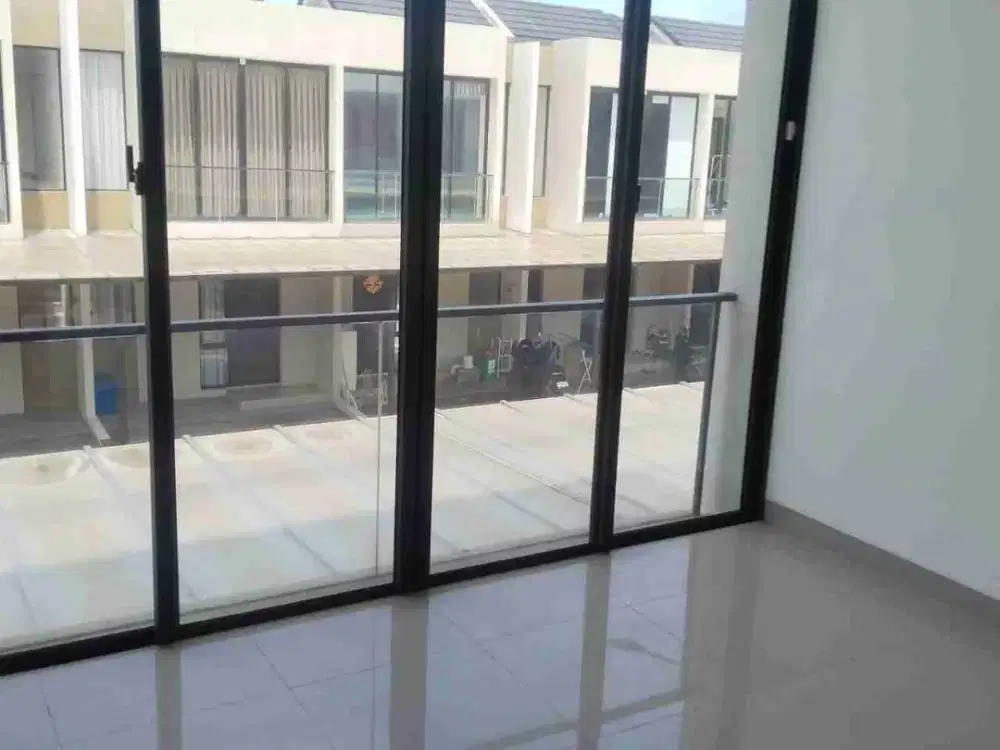 Disewakan Termurah rumah pik2