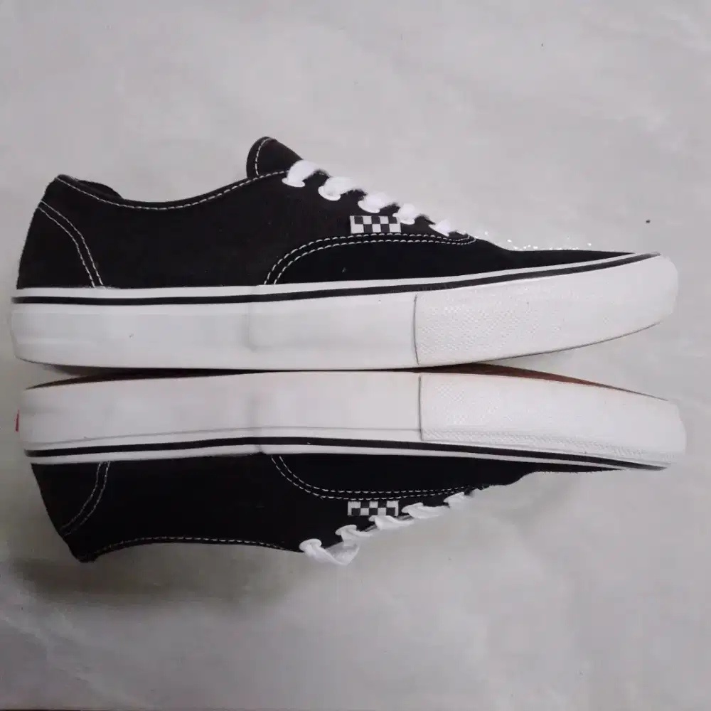 Vans autentic BW size41