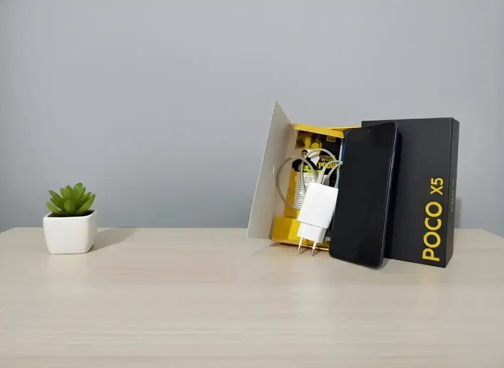 POCO X5 5G (6/128GB) Fullset Original - Snapdragon 695 Mulus