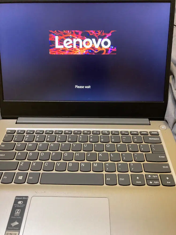 Laptop lenovo ideapad slim 3