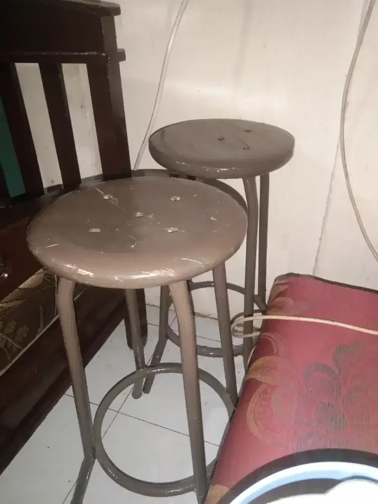 kursi kayu bulat bwh besi