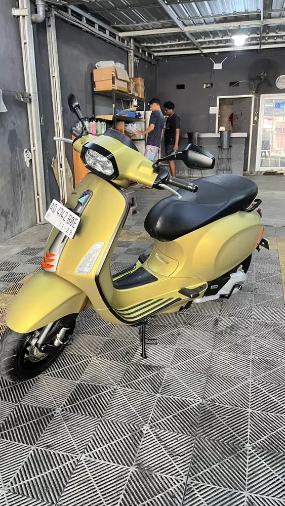 Vespa sprint s i get abs