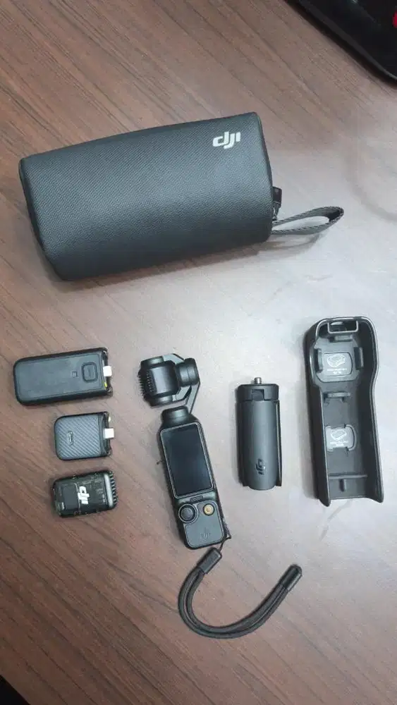 Dijual DJI Osmo Pocket 3 Creator Combo – Siap Pakai!