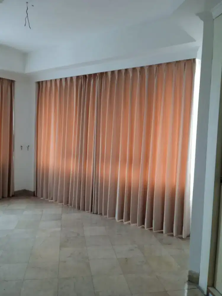 gorden penyekat ruangan