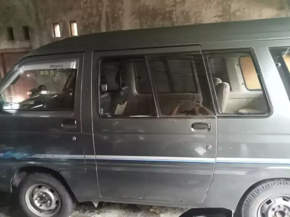 Dijual Mobil  Zebra 1992