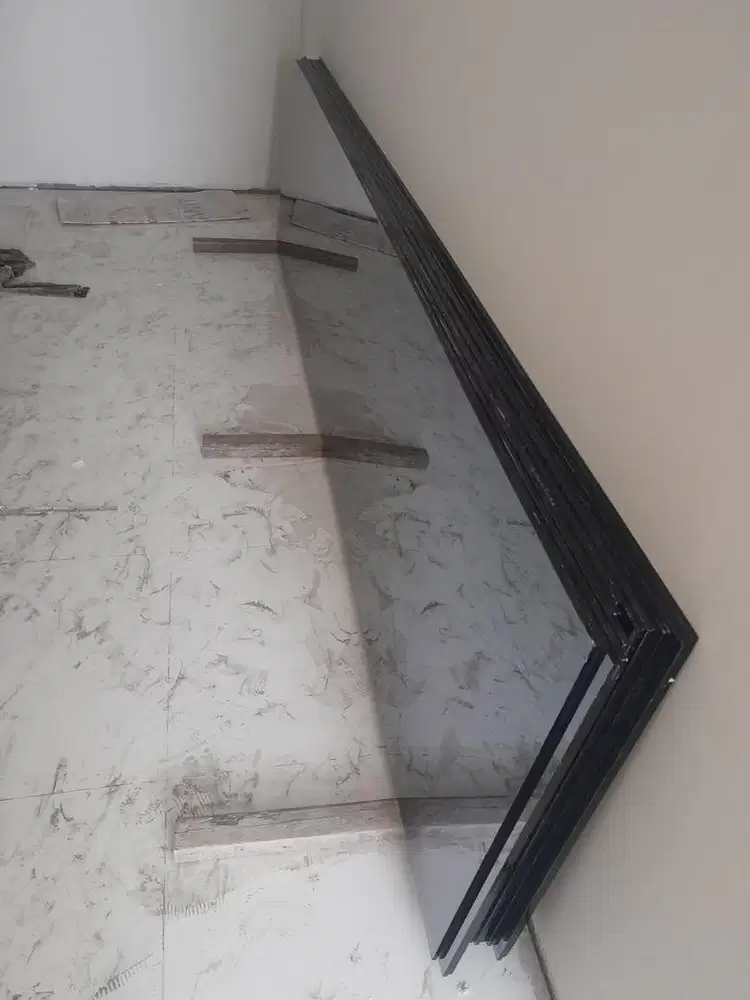 DISTIBUTOR KACA TEMPERED