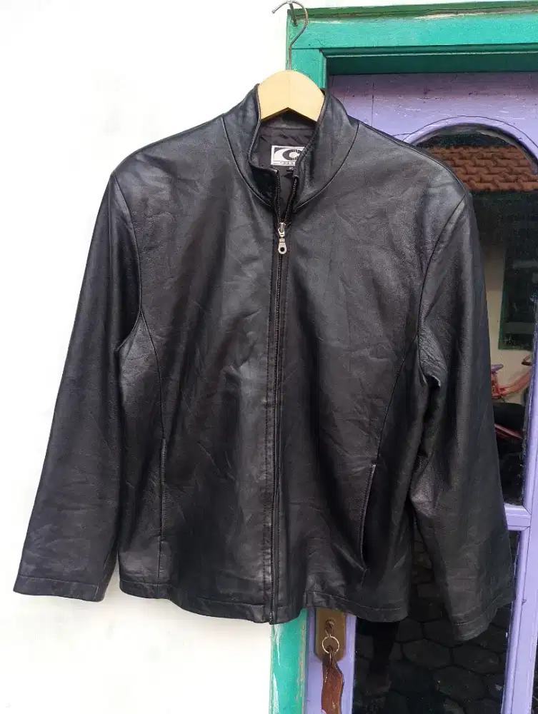 Jaket Kulit Domba Shanghai College