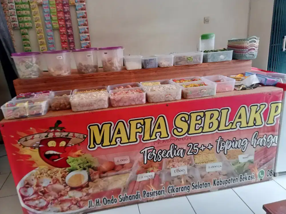 Meja Seblak Prasmanan