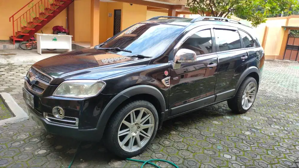 Captiva desel warna hitam plat Bogor kota