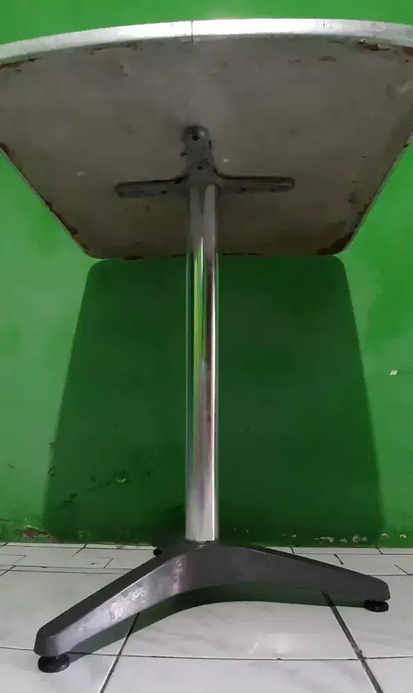 JUAL MEJA BESI STANLEIS