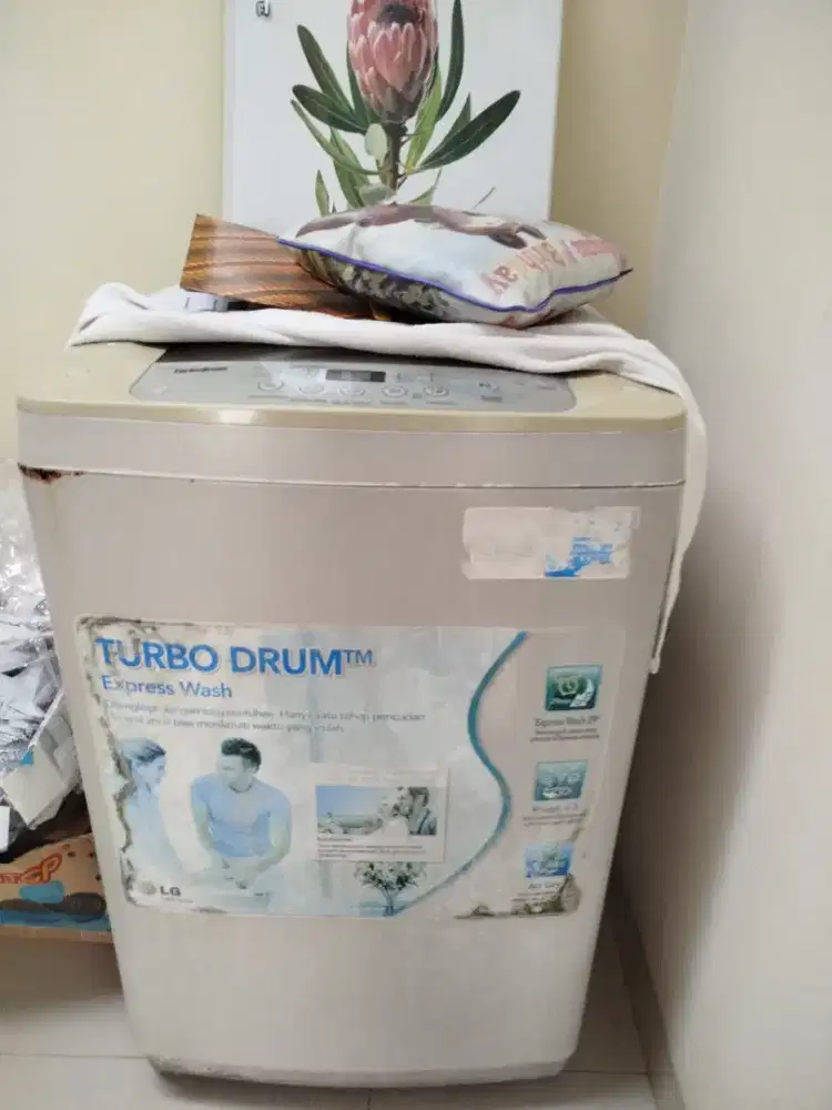 Mesin Cuci Turbo LG