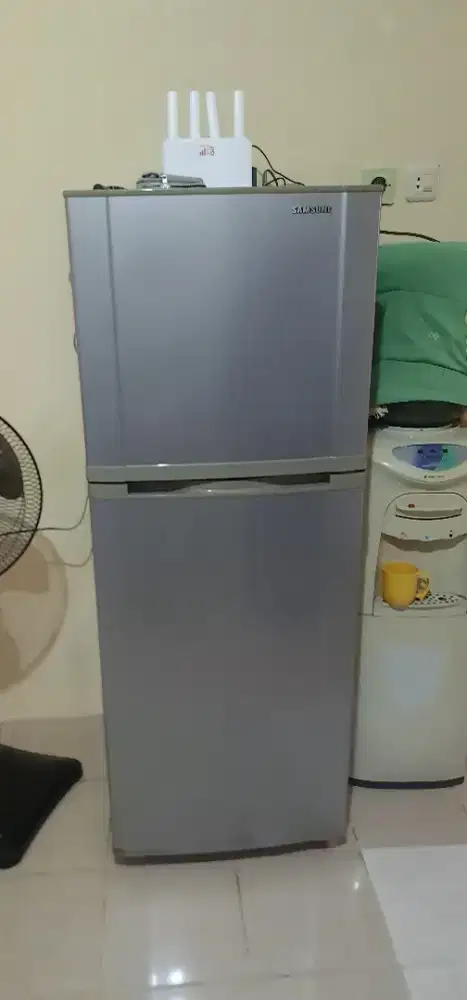 Jual Kulkas Samsung 2 Pintu Kondisi Normal dan Dingin