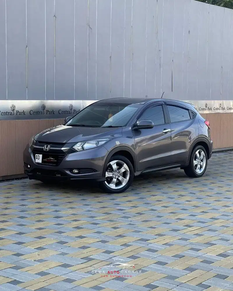 HRV E MATIC 2017 GREY ISTIMEWA