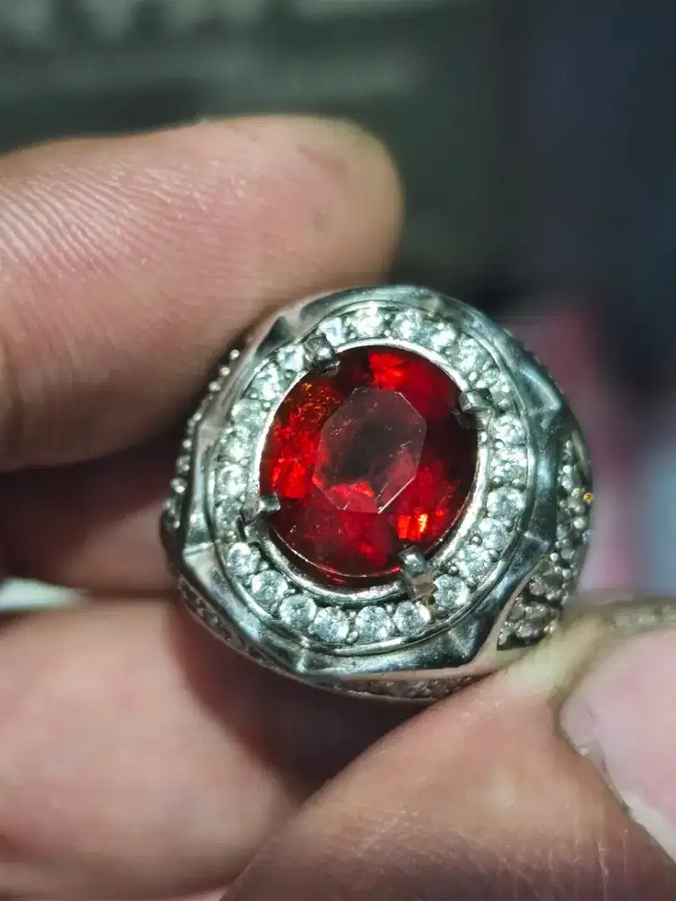 Batu Mandarin Garnet ada memo