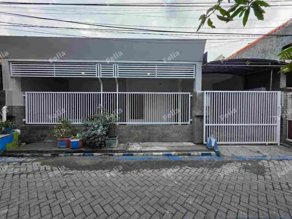 Dijual rumah siap huni di perumahan rewinn waru sidoarjo