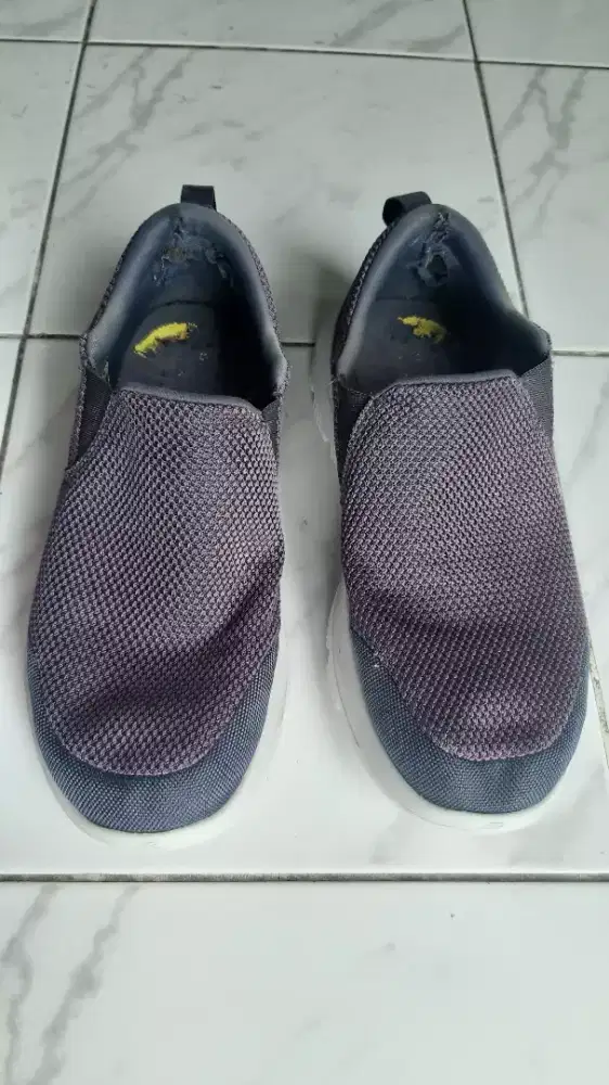 Jual sepatu sneaker original
