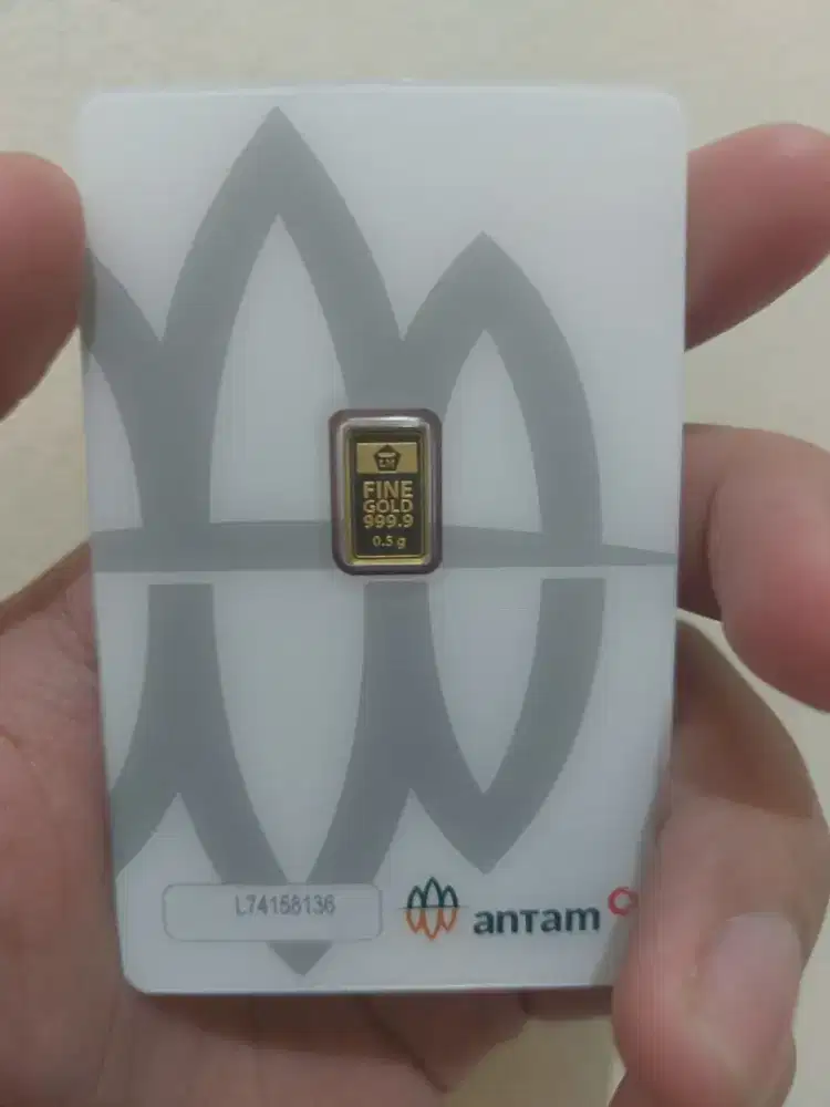LM antam 0.5 gr tahun 2025
