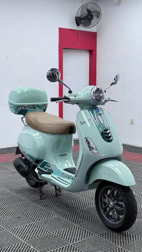 Vespa LX Iget Batik 2024 Limited Edition