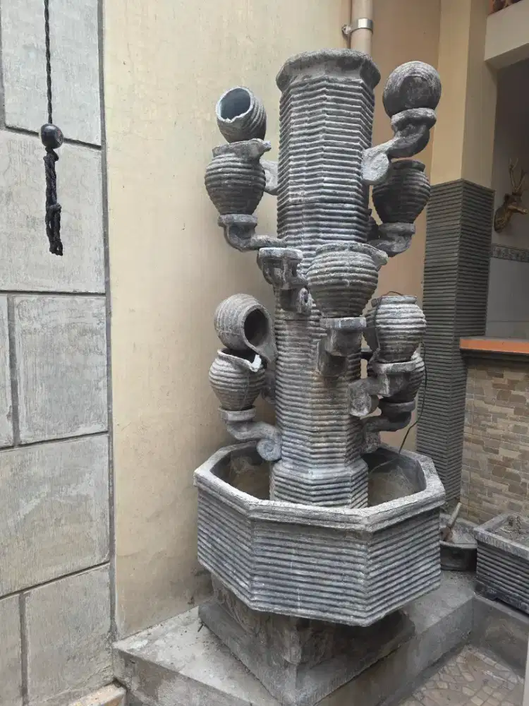 DIJUAL DEKORASI AIR MANCUR BEKAS